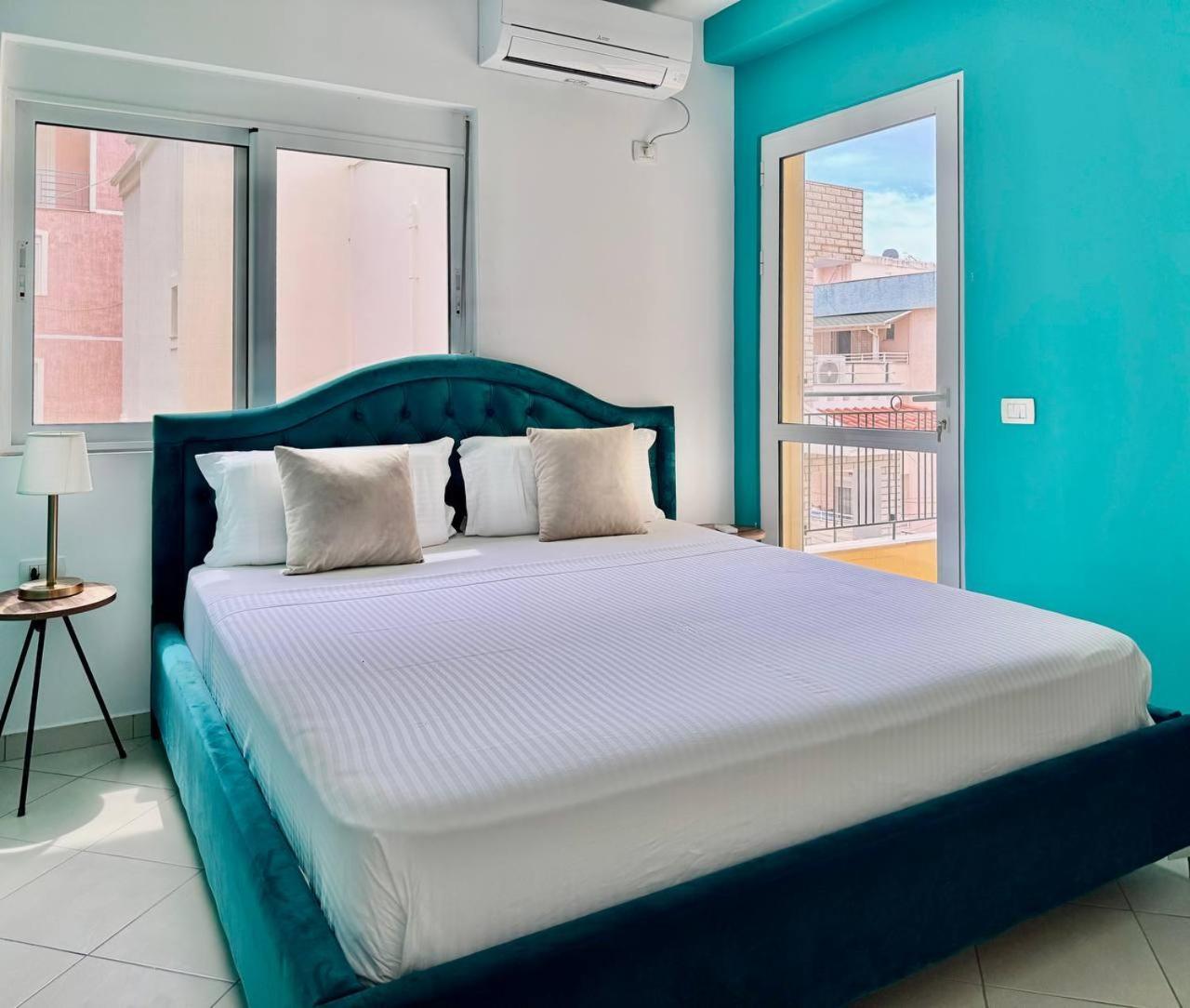 Colorful Sea View Apartment Sarande Exterior photo